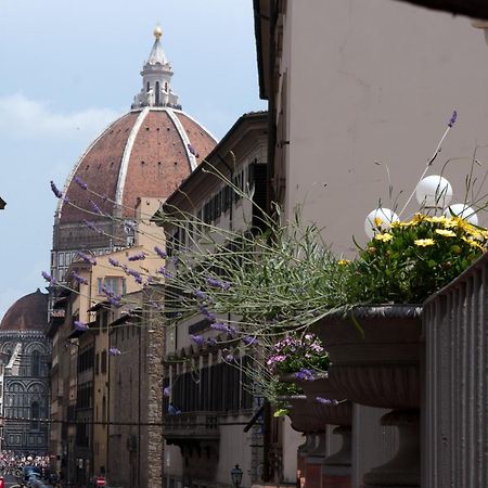 Hotel Balcony Firenze Bagian luar foto