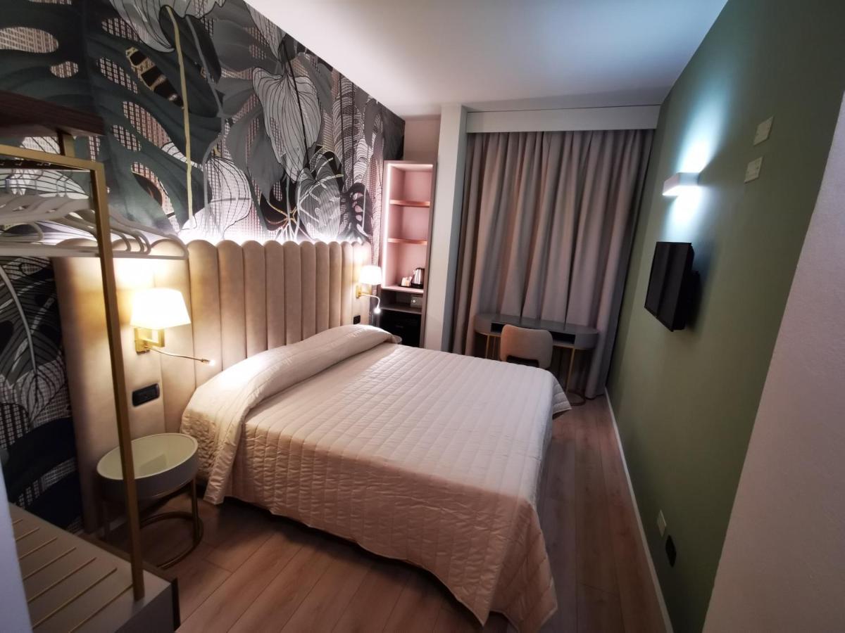 Hotel Balcony Firenze Bagian luar foto