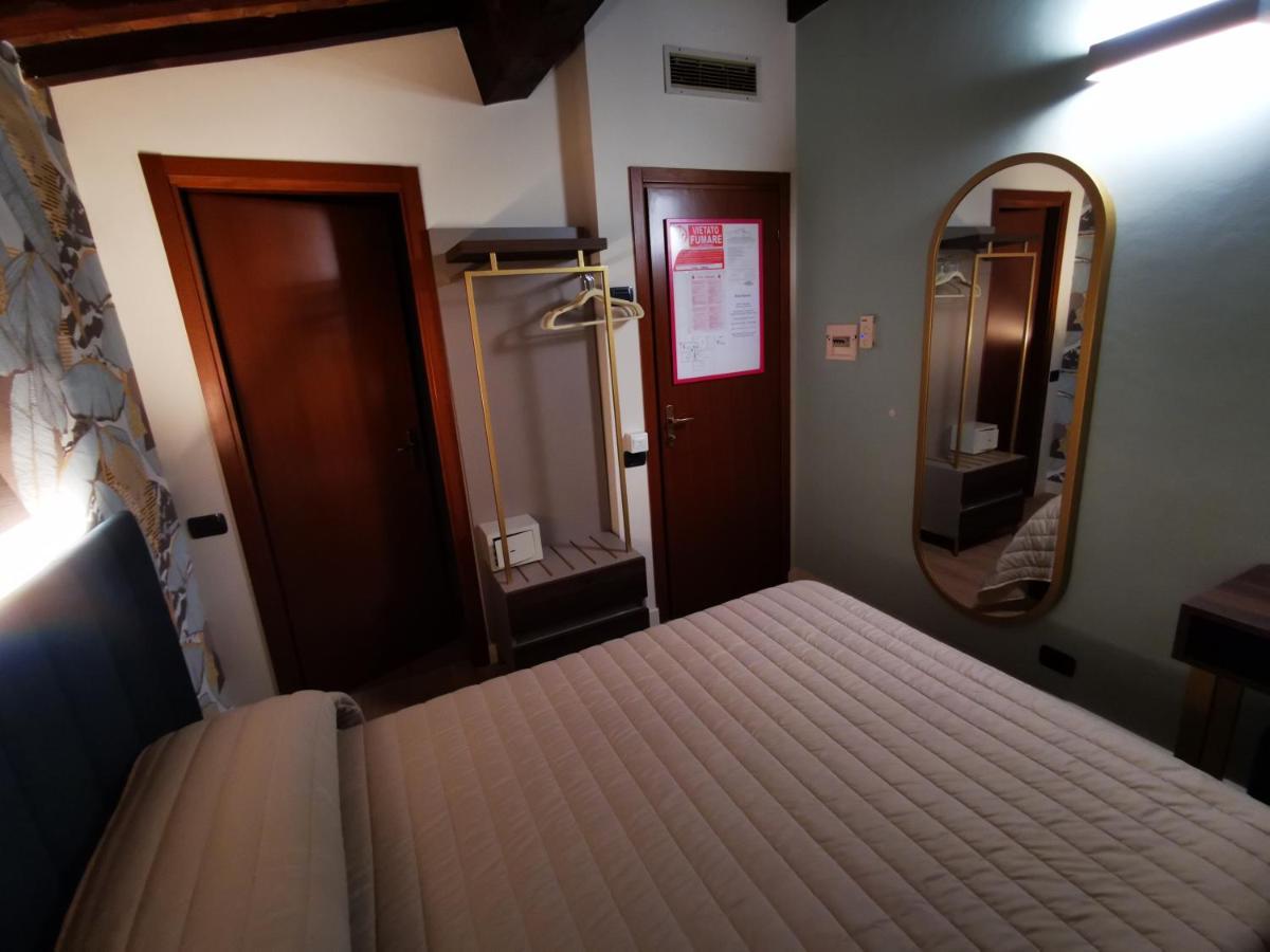 Hotel Balcony Firenze Bagian luar foto