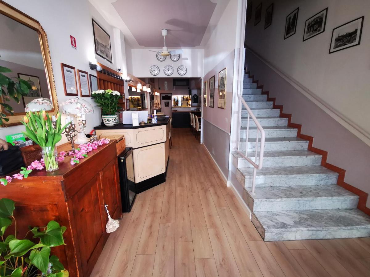Hotel Balcony Firenze Bagian luar foto